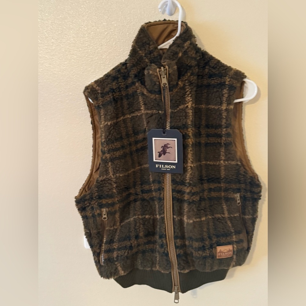 Filson Women’s Reversible Woolly Fleece Vest